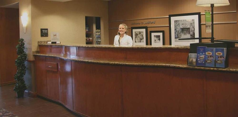 Hampton Inn & Suites By Hilton Manchester Bedford Εξωτερικό φωτογραφία
