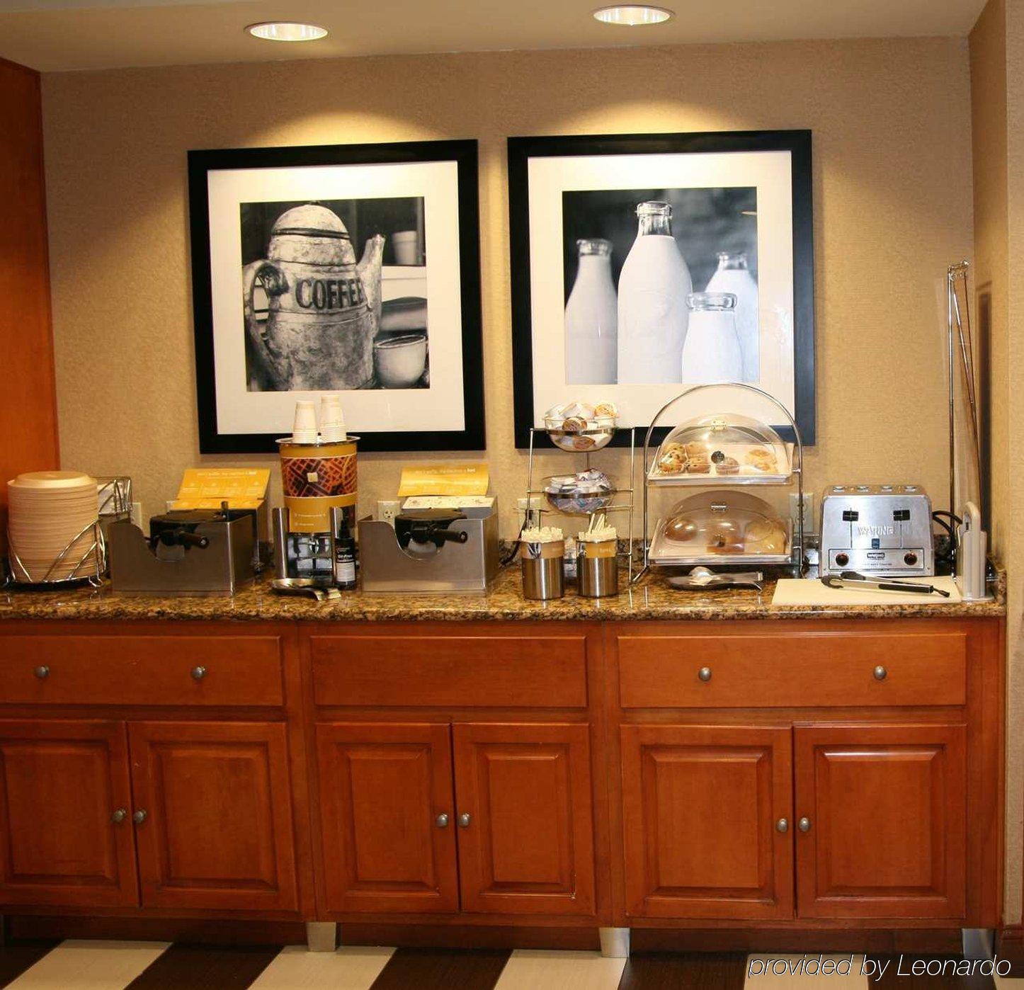 Hampton Inn & Suites By Hilton Manchester Bedford Εξωτερικό φωτογραφία