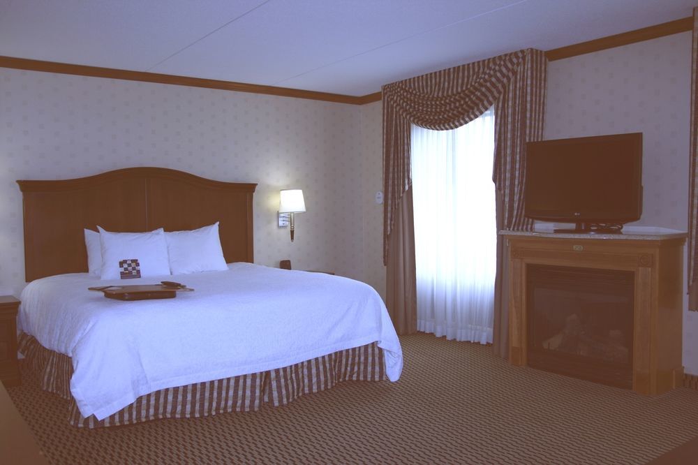 Hampton Inn & Suites By Hilton Manchester Bedford Εξωτερικό φωτογραφία